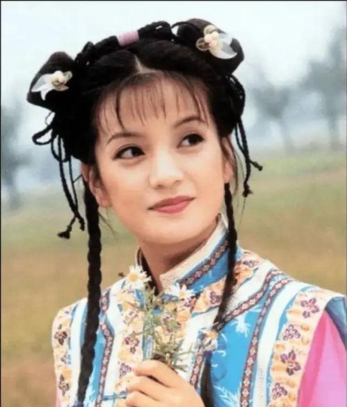 娱乐圈吃瓜小燕子是谁啊,揭秘赵薇的“小燕子”形象与吃瓜文化