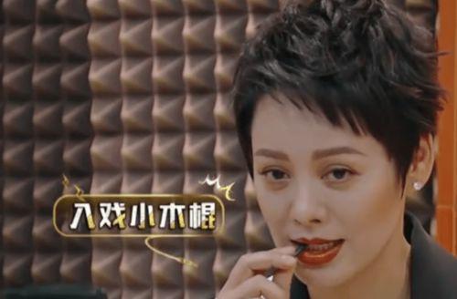 娱乐吃瓜酱配音员是谁啊,声音背后的故事