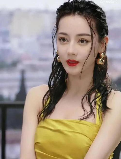 娱乐圈吃瓜爆料一线女星,一线女星秘恋导演，隐婚生子传闻四起