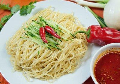 娱乐吃瓜酱吃面条小说在线阅读,面条中的娱乐圈风云