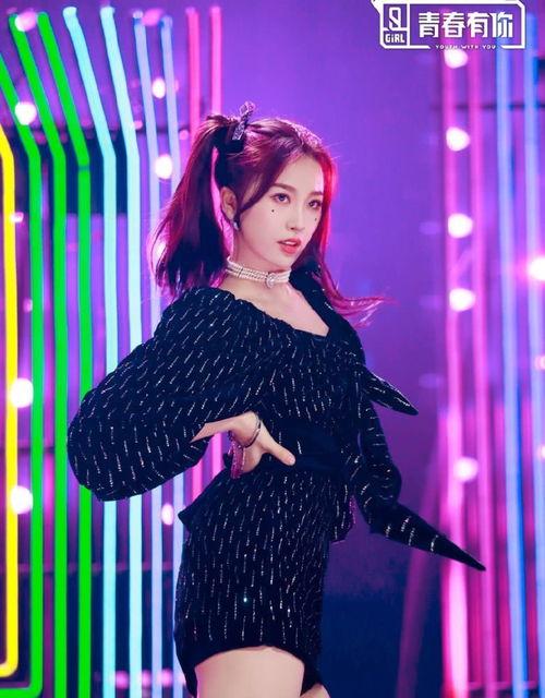 娱乐圈吃瓜所虞书欣早期清冷感