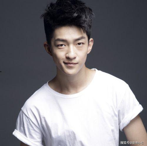 娱乐圈吃瓜群龚俊是谁啊